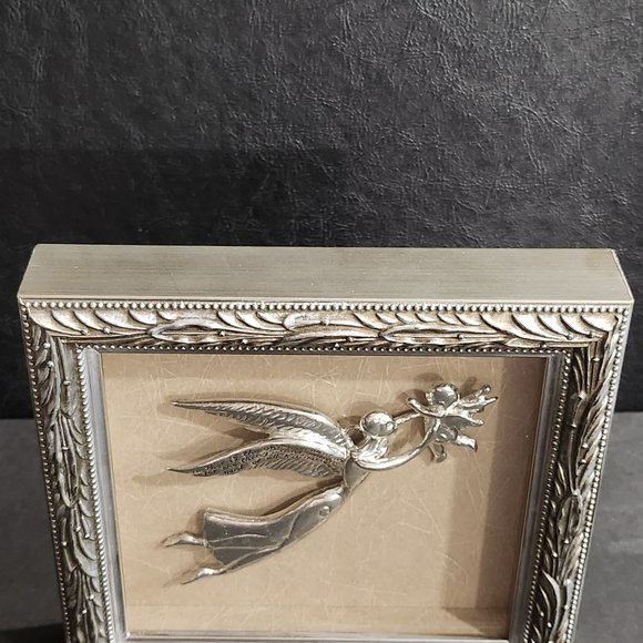 Gorgeous Framed Pewter Angel Mother Holding Angel Baby Ornament in Pewter Color - Picture 8 of 11